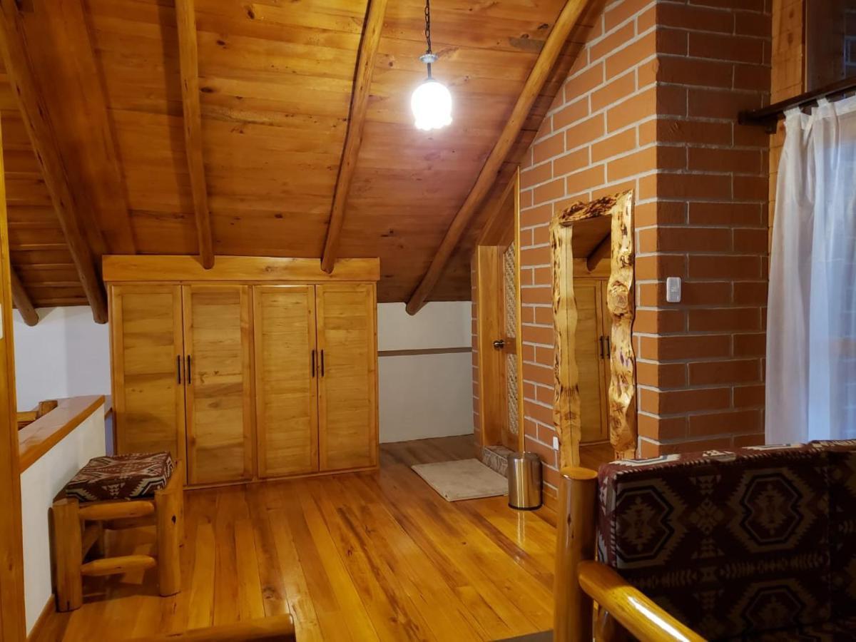 Atallaro Hospedaje Otavalo Zewnętrze zdjęcie