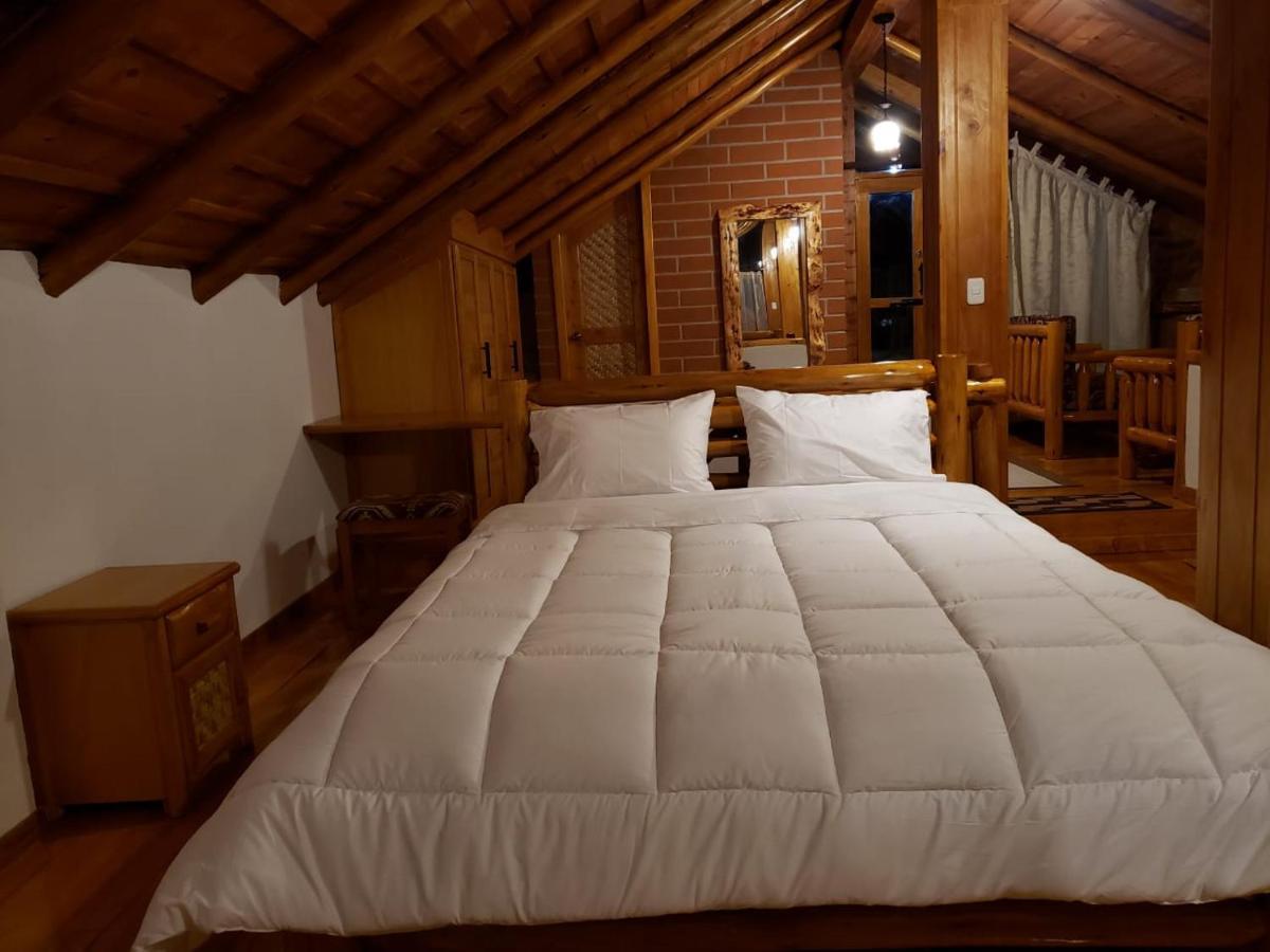 Atallaro Hospedaje Otavalo Zewnętrze zdjęcie