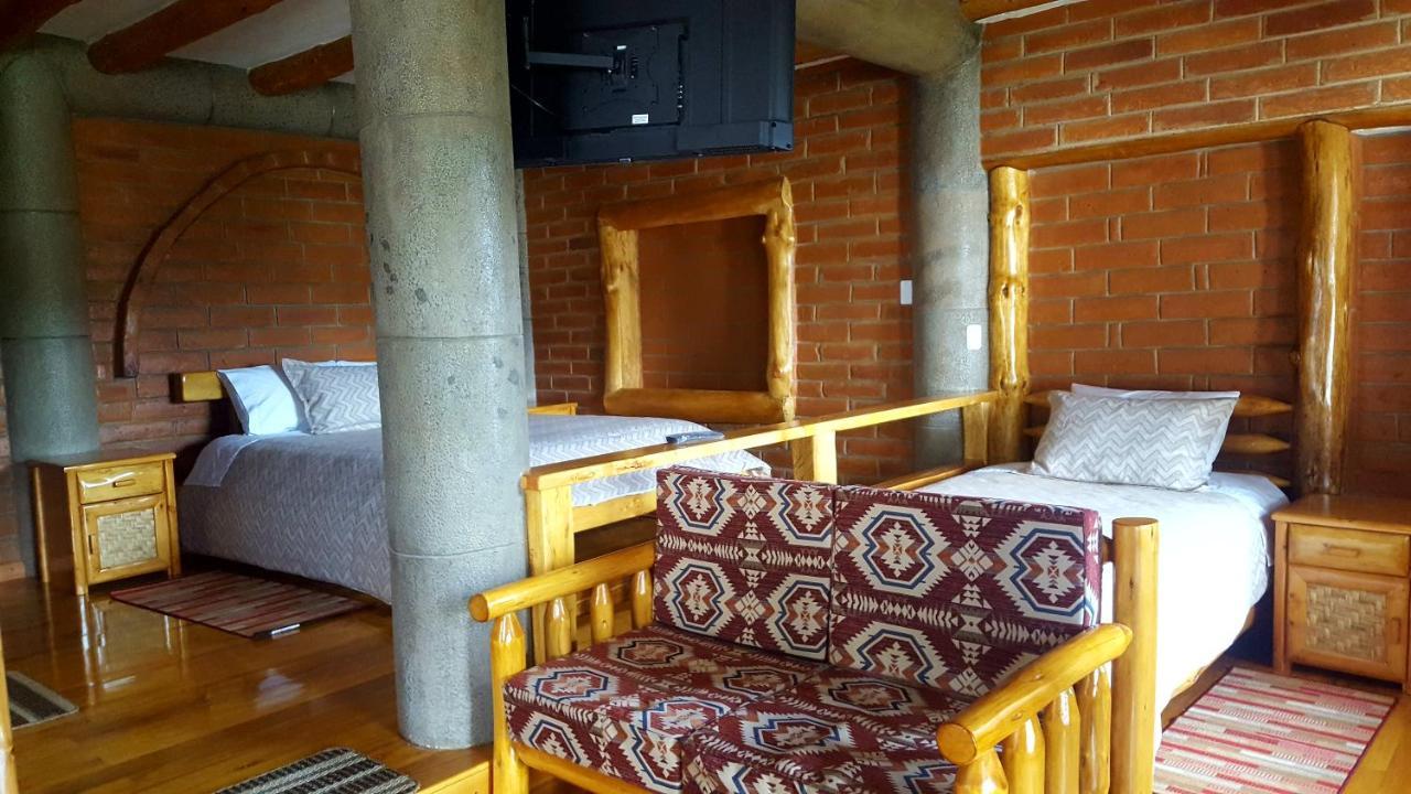 Atallaro Hospedaje Otavalo Zewnętrze zdjęcie