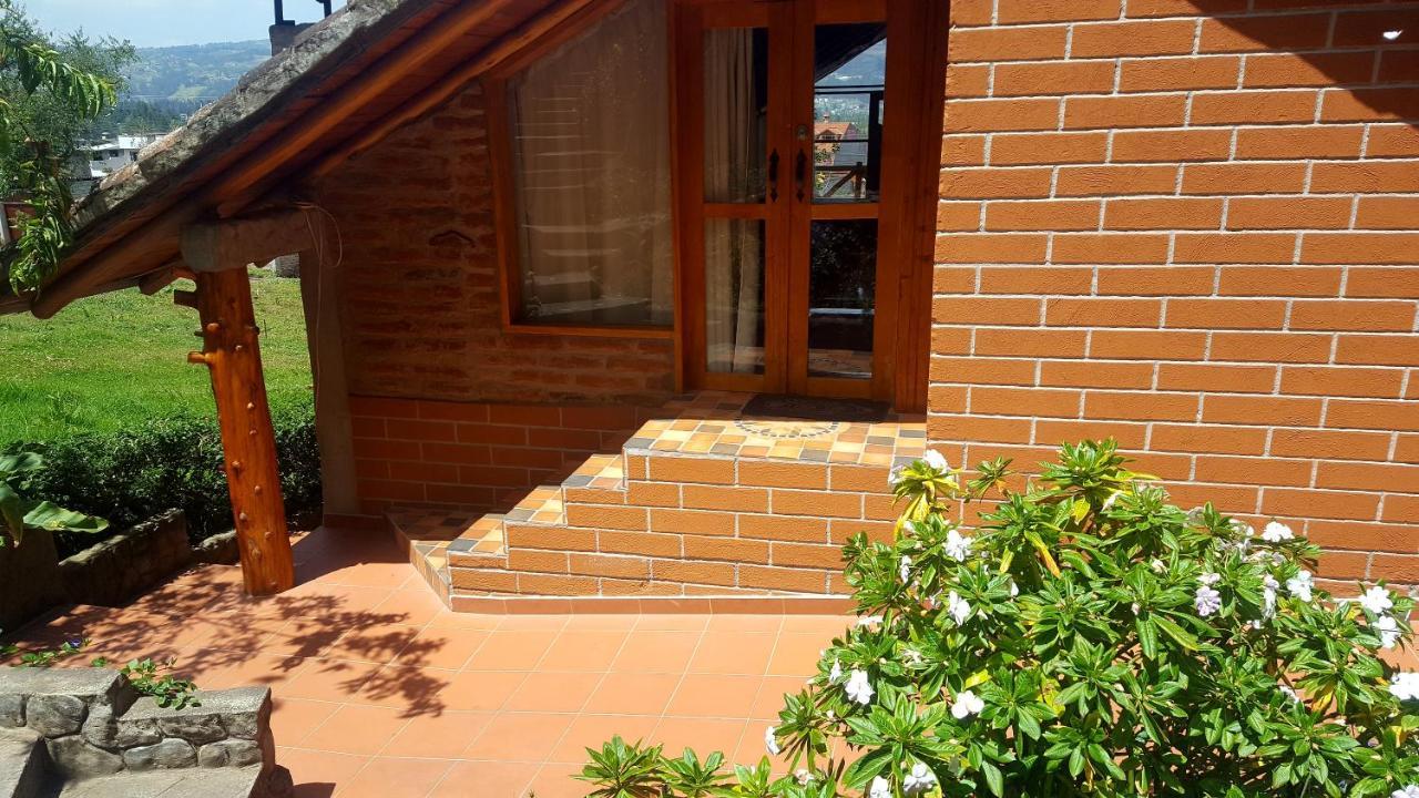 Atallaro Hospedaje Otavalo Zewnętrze zdjęcie